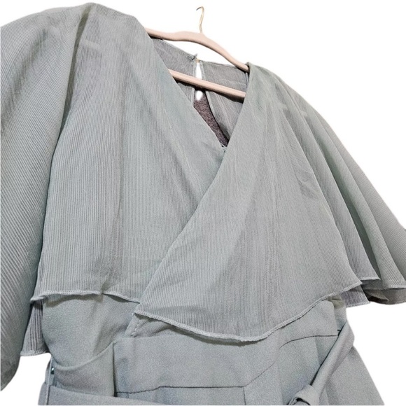 Zara Collection Womens Cutout Back Wide Leg Mint Green Flowy Jumpsuit  Sz. M NWT - Picture 5 of 10